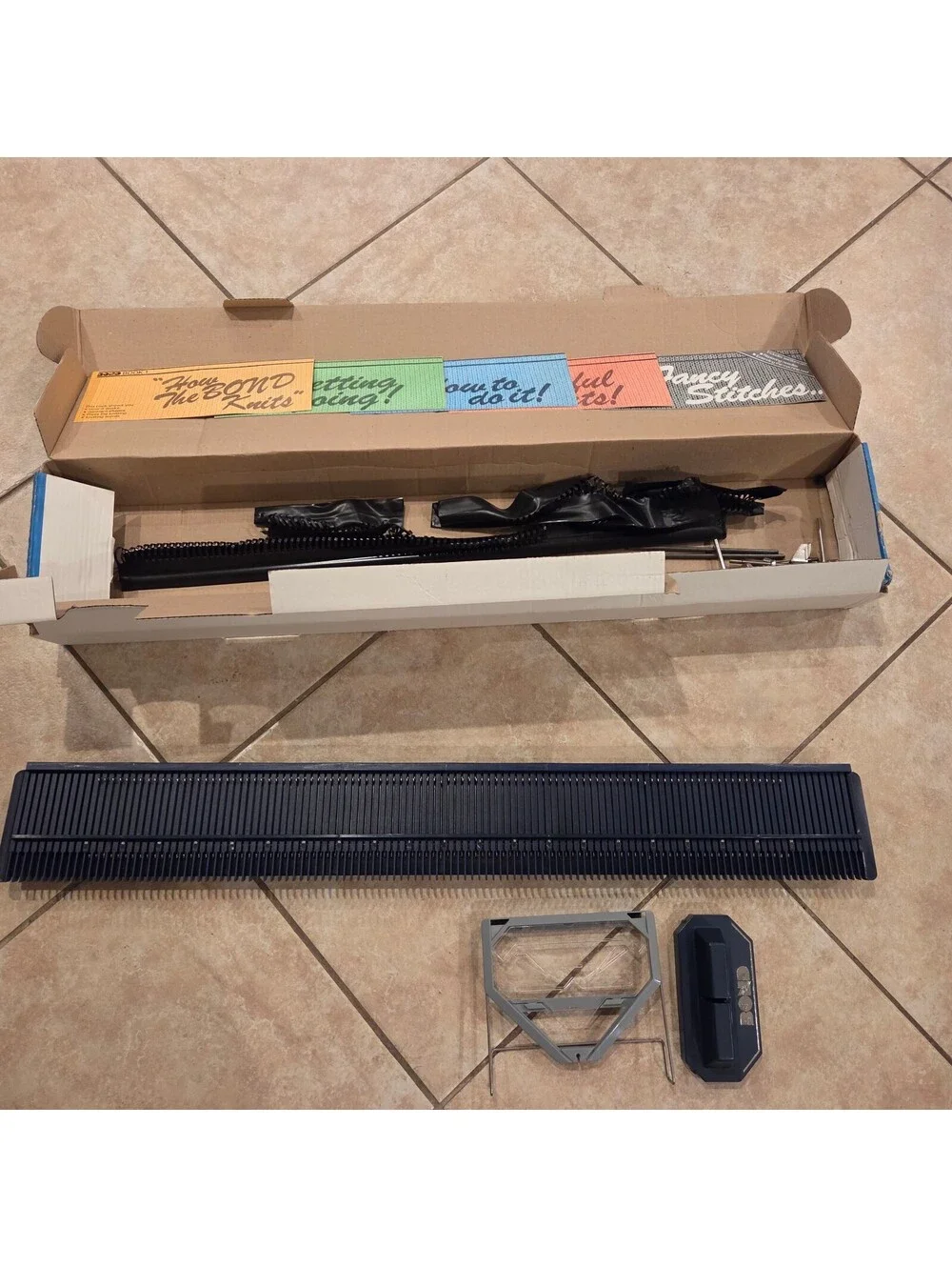 Bond Knitting Machine Set with Accessories